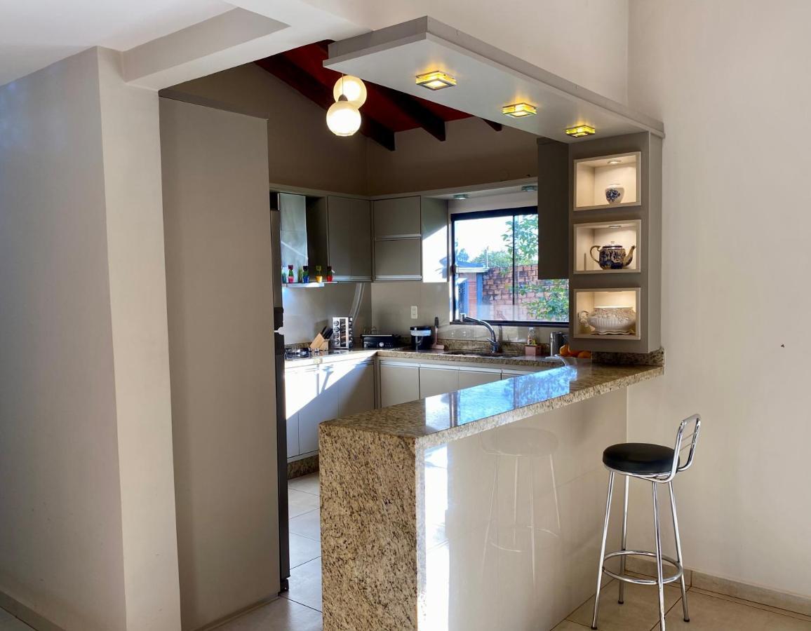 Moderna Y Unica Casa Independiente Con Jardin Y Estacionamiento Ciudad del Este Bagian luar foto